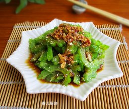 酸辣苦瓜的做法